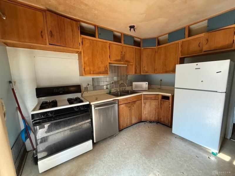 4867 Northgate Court, Trotwood, OH 45416 Photo 2