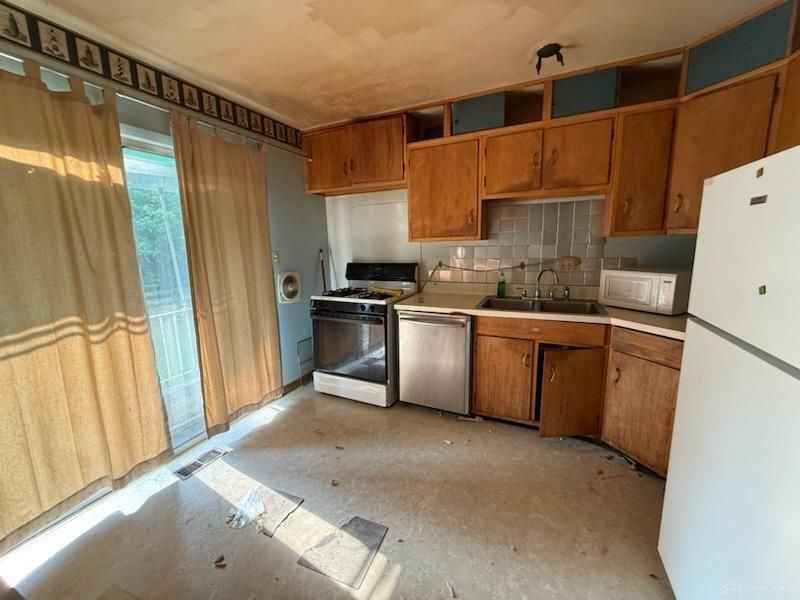 4867 Northgate Court, Trotwood, OH 45416 Photo 3