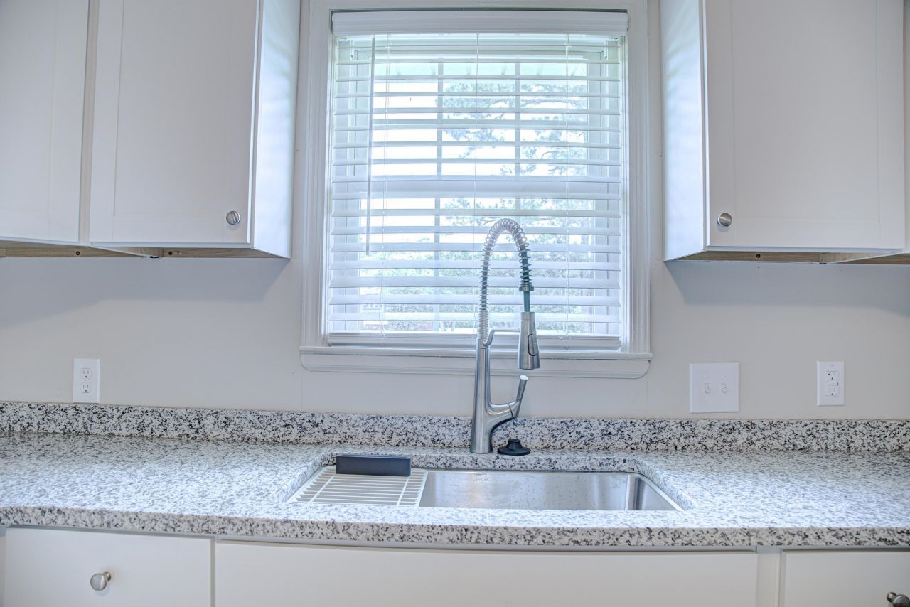 12264 N Highway 905 Photo 13