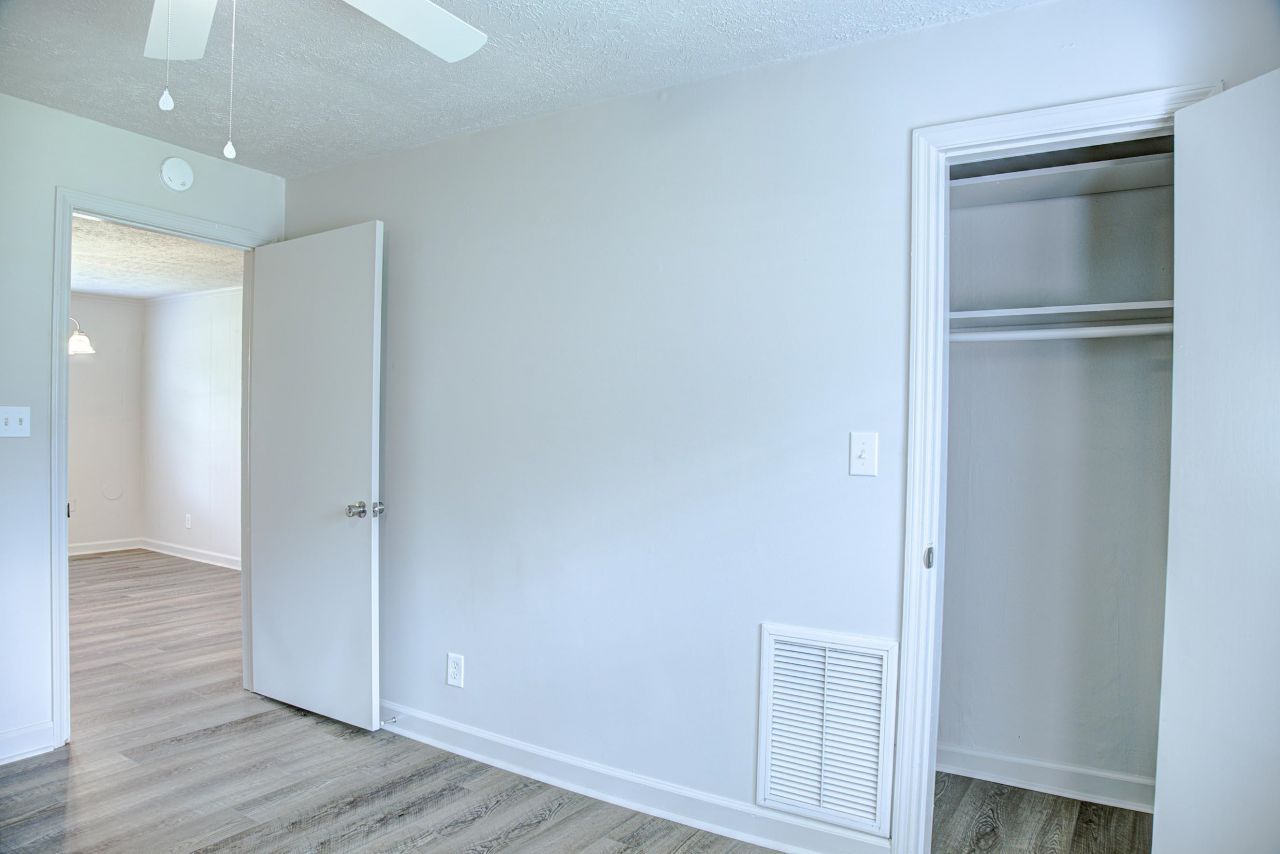 12264 N Highway 905 Photo 26