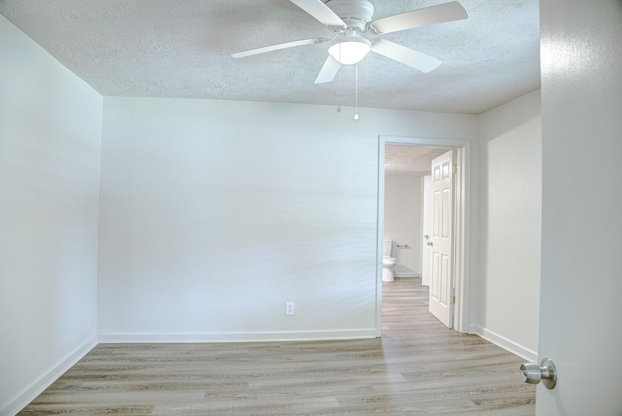 12264 N Highway 905 Photo 29