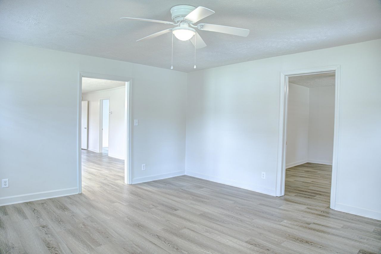 12264 N Highway 905 Photo 4