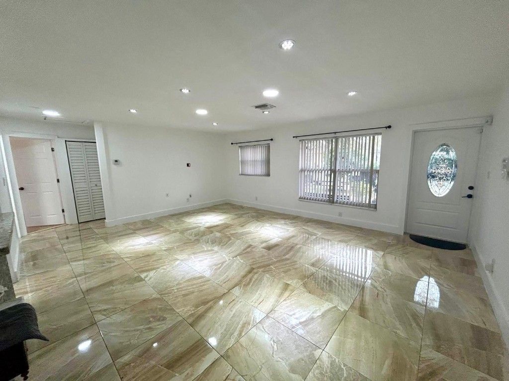 2441 NW 13th Street, Pompano Beach, FL 33069 Photo