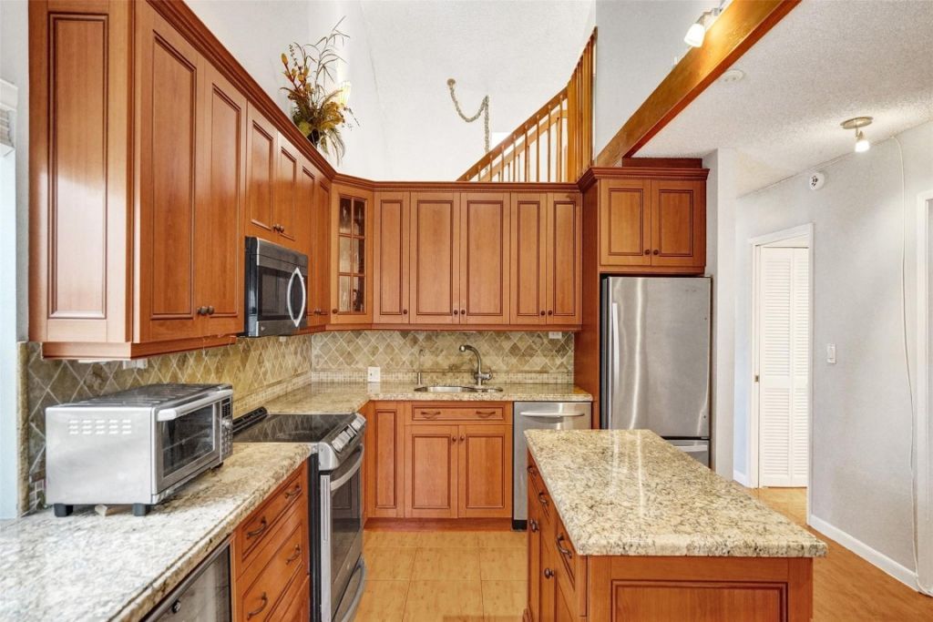 7680 NW 79th Avenue, Unit P 1, Tamarac, FL 33321 Photo