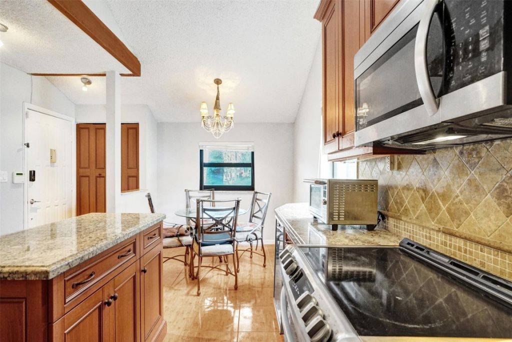 7680 NW 79th Avenue, Unit P 1, Tamarac, FL 33321 Photo