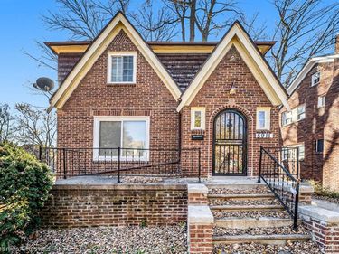 5911 YORKSHIRE Road, Detroit, MI 48224