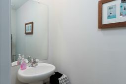 2172 Elmridge Road photo 4