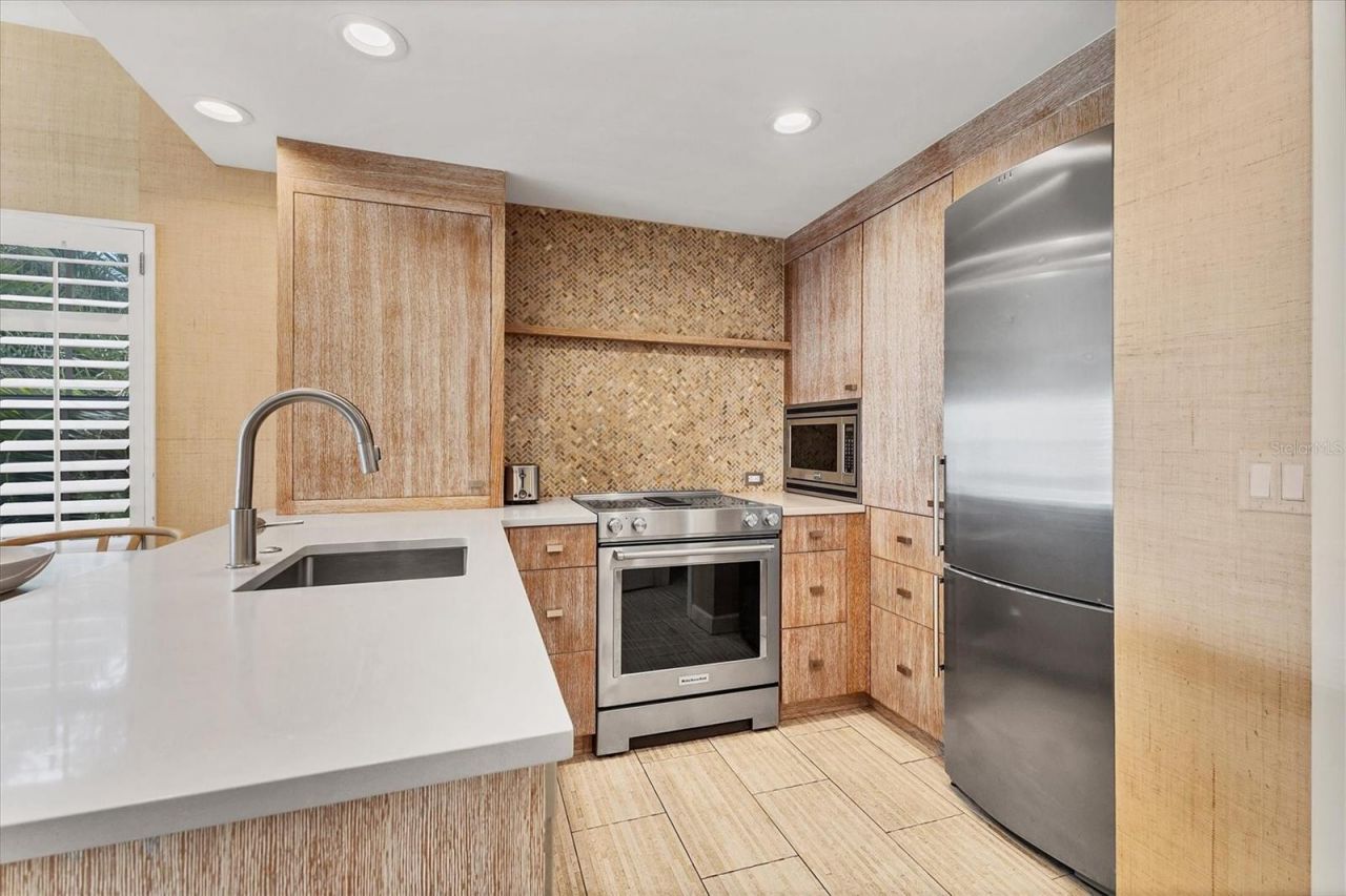 3401 54th Drive W, Unit 201, Bradenton, FL 34210 Photo