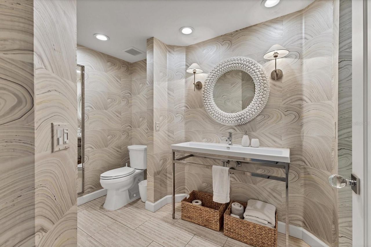 3401 54th Drive W, Unit 201, Bradenton, FL 34210 Photo