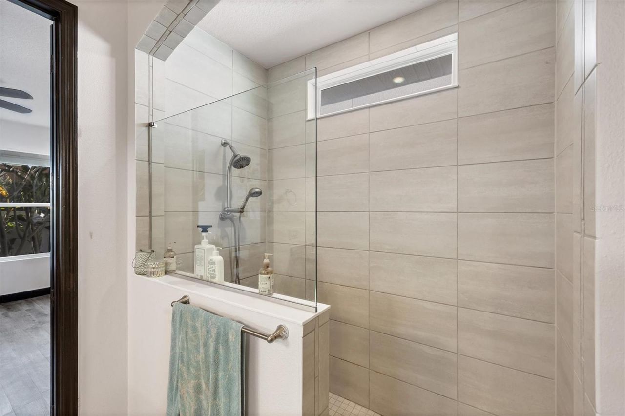 3914 Sunshine Pine Avenue, Bradenton, FL 34203 Photo