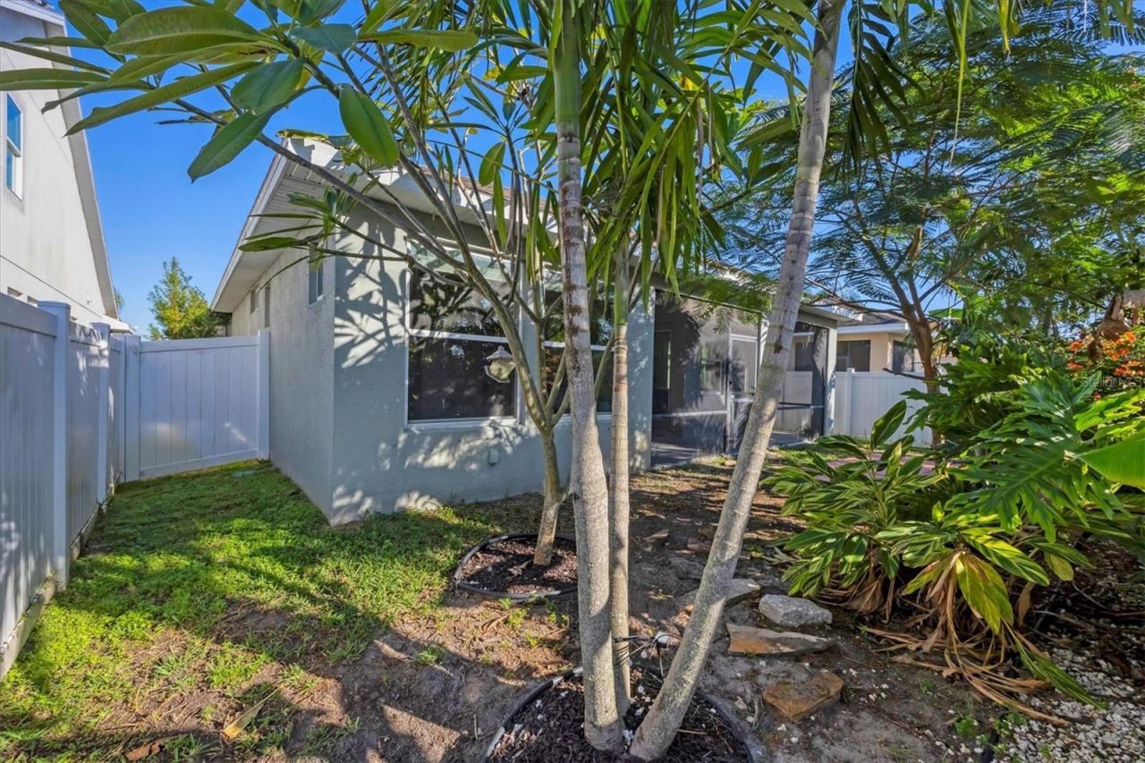 3914 Sunshine Pine Avenue, Bradenton, FL 34203 Photo