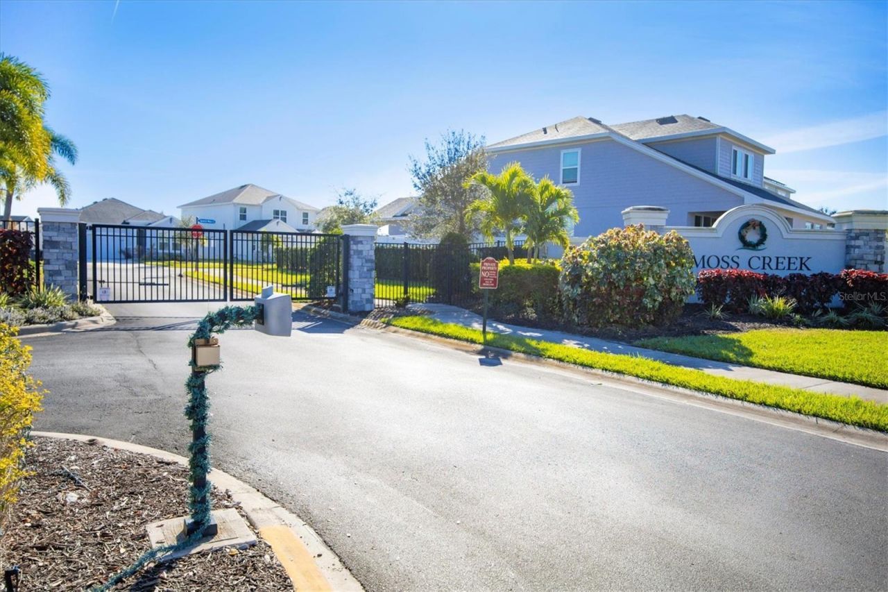 3914 Sunshine Pine Avenue, Bradenton, FL 34203 Photo