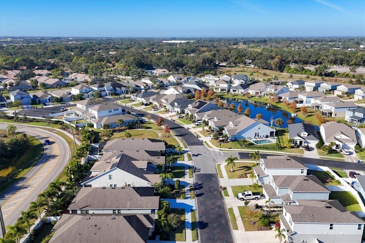 3914 Sunshine Pine Avenue, Bradenton, FL 34203 Photo