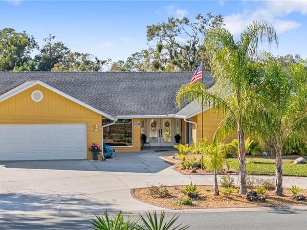 1905 COUNTRY CLUB COURT, PLANT CITY, FL 33566