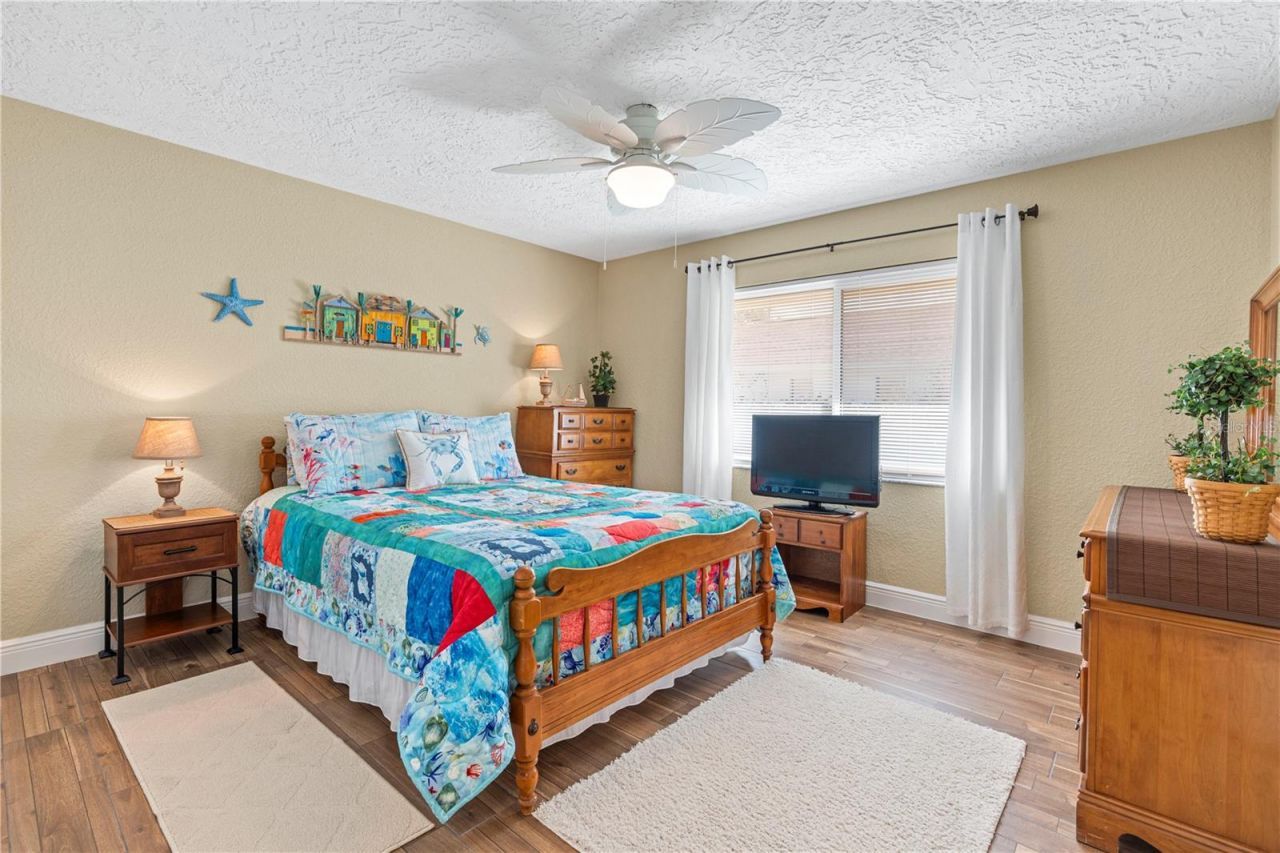 1905 Country Club Court, Plant City, FL 33566 Photo