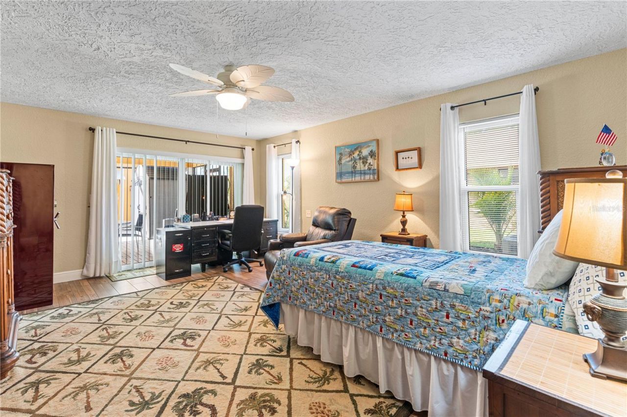 1905 Country Club Court, Plant City, FL 33566 Photo