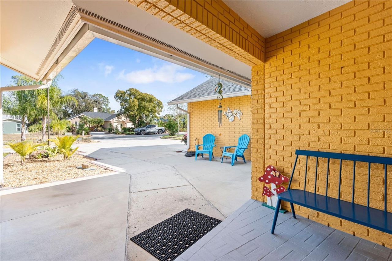 1905 Country Club Court, Plant City, FL 33566 Photo