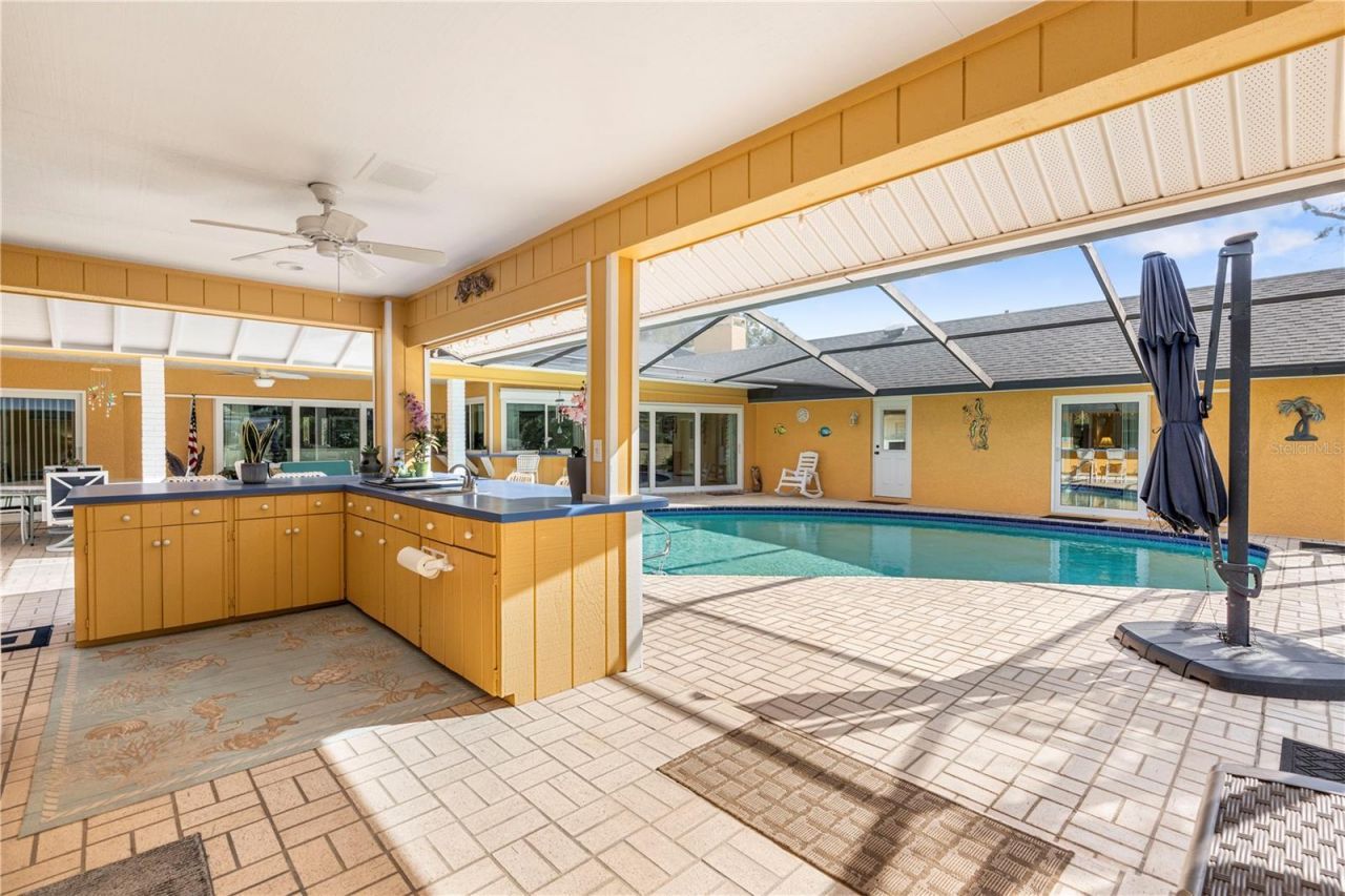 1905 Country Club Court, Plant City, FL 33566 Photo