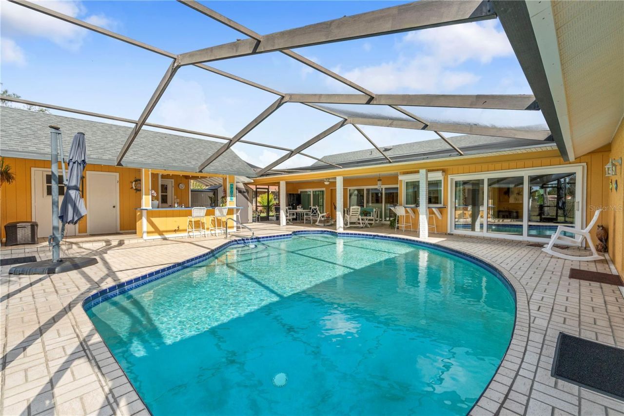 1905 Country Club Court, Plant City, FL 33566 Photo