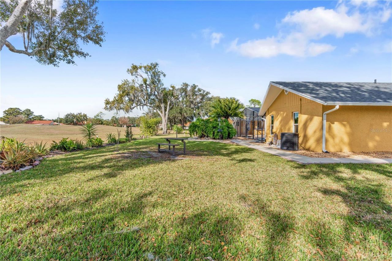 1905 Country Club Court, Plant City, FL 33566 Photo