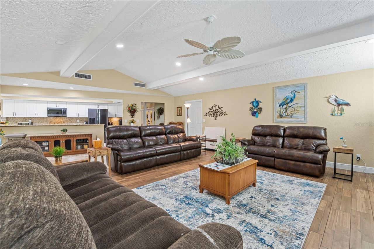 1905 Country Club Court, Plant City, FL 33566 Photo