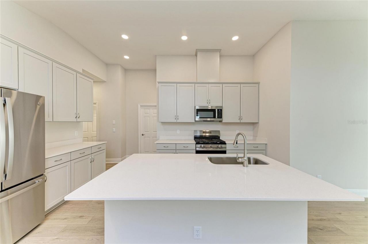 12374 Oak  Hill Way, Parrish, FL 34219 Photo