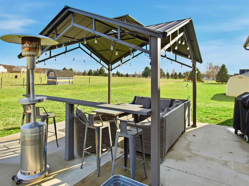 6100 Arnies Drive, Nashport, OH 43830 Photo 9