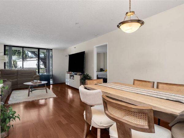 3300 NE 192nd St, Unit 202, Aventura, FL 33180