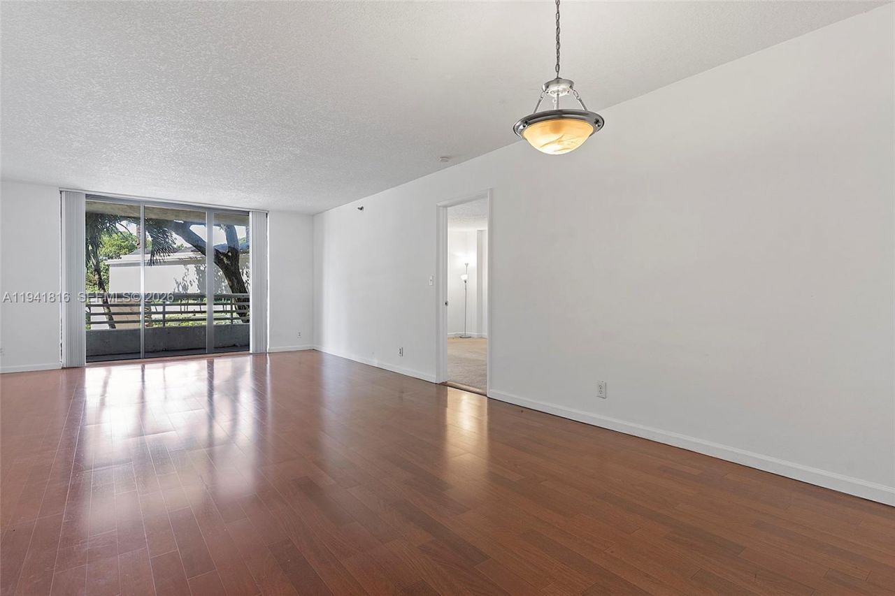 3300 NE 192nd St, Unit 202, Aventura, FL 33180 Photo