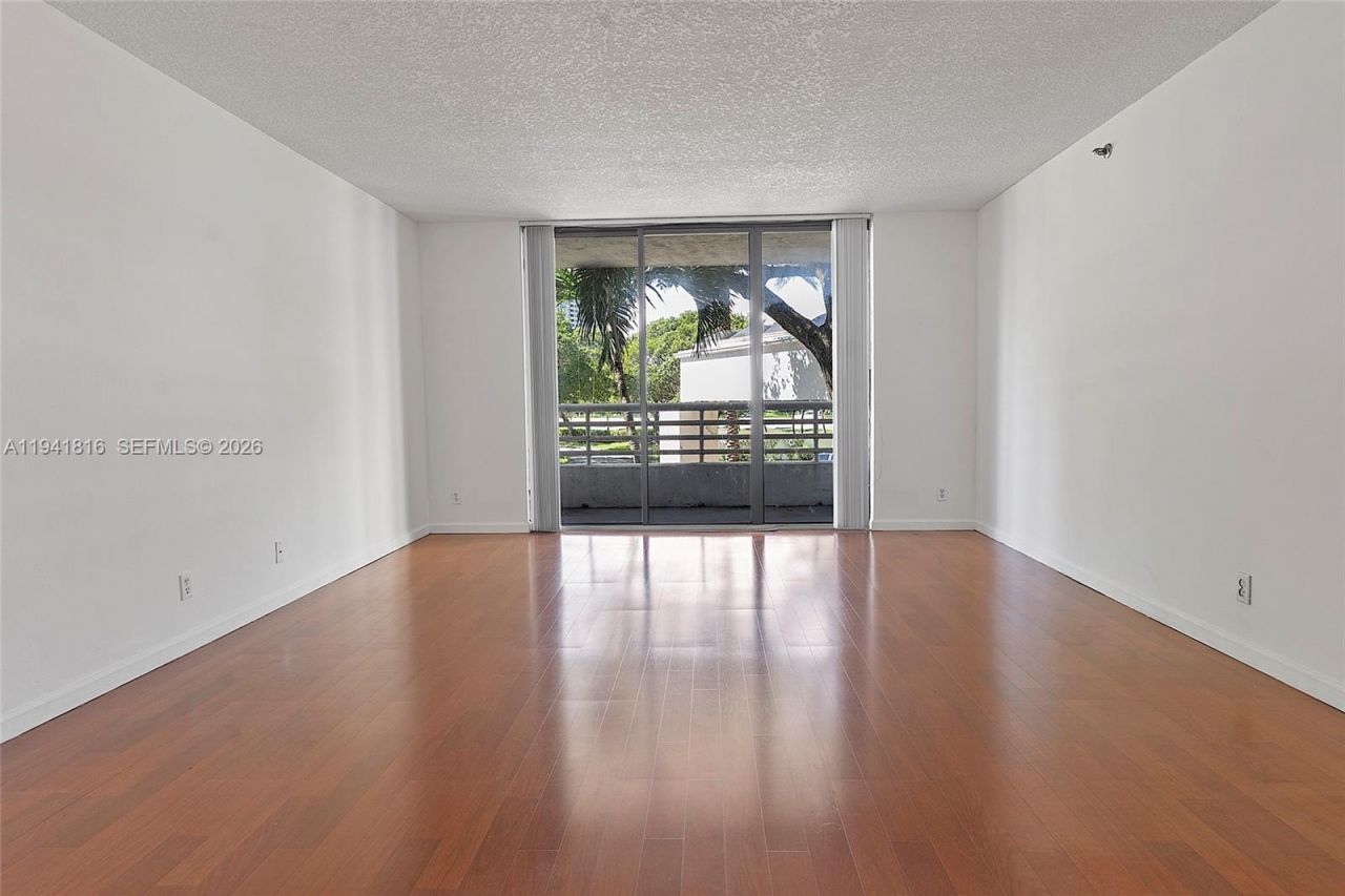 3300 NE 192nd St, Unit 202, Aventura, FL 33180 Photo
