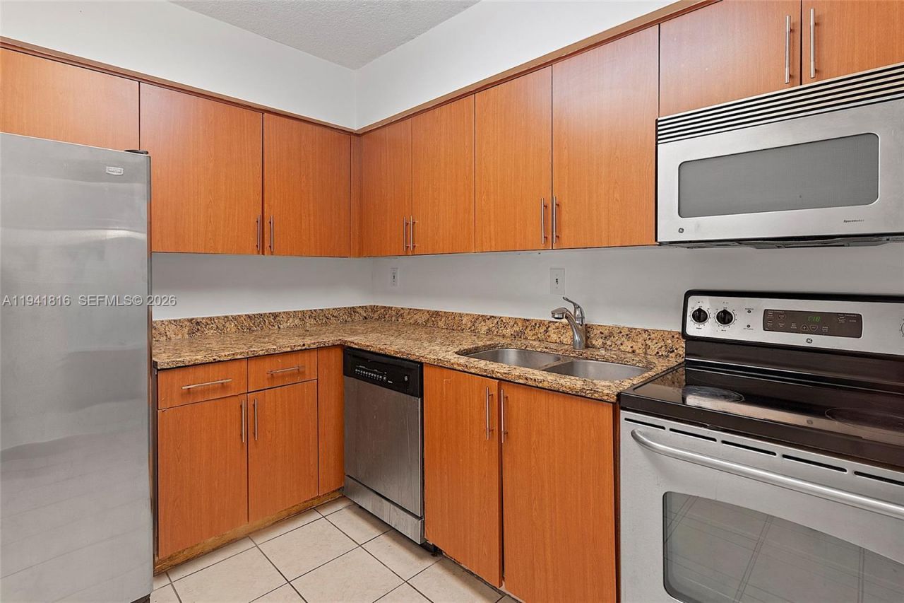 3300 NE 192nd St, Unit 202, Aventura, FL 33180 Photo