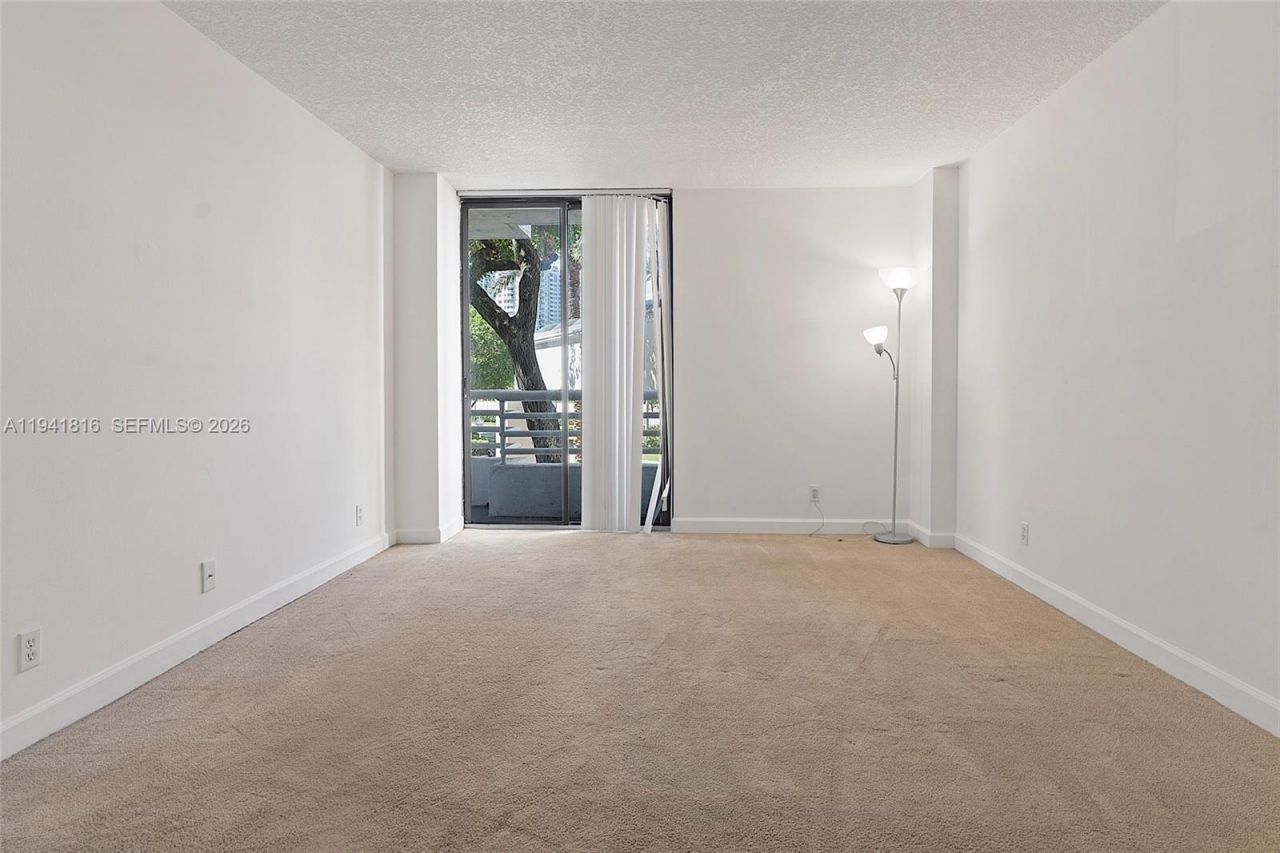 3300 NE 192nd St, Unit 202, Aventura, FL 33180 Photo