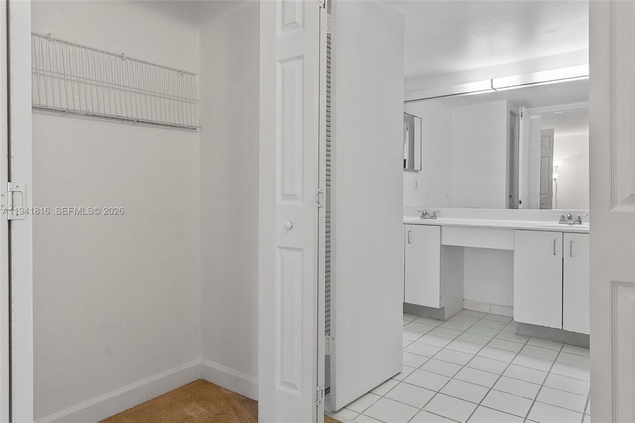 3300 NE 192nd St, Unit 202, Aventura, FL 33180 Photo