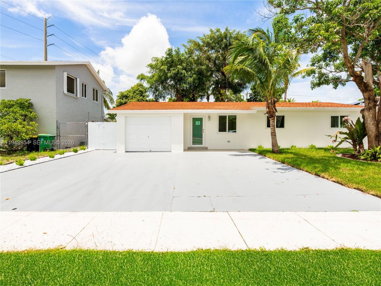 254 SW 4th St, Dania Beach, FL 33004 Main Photo