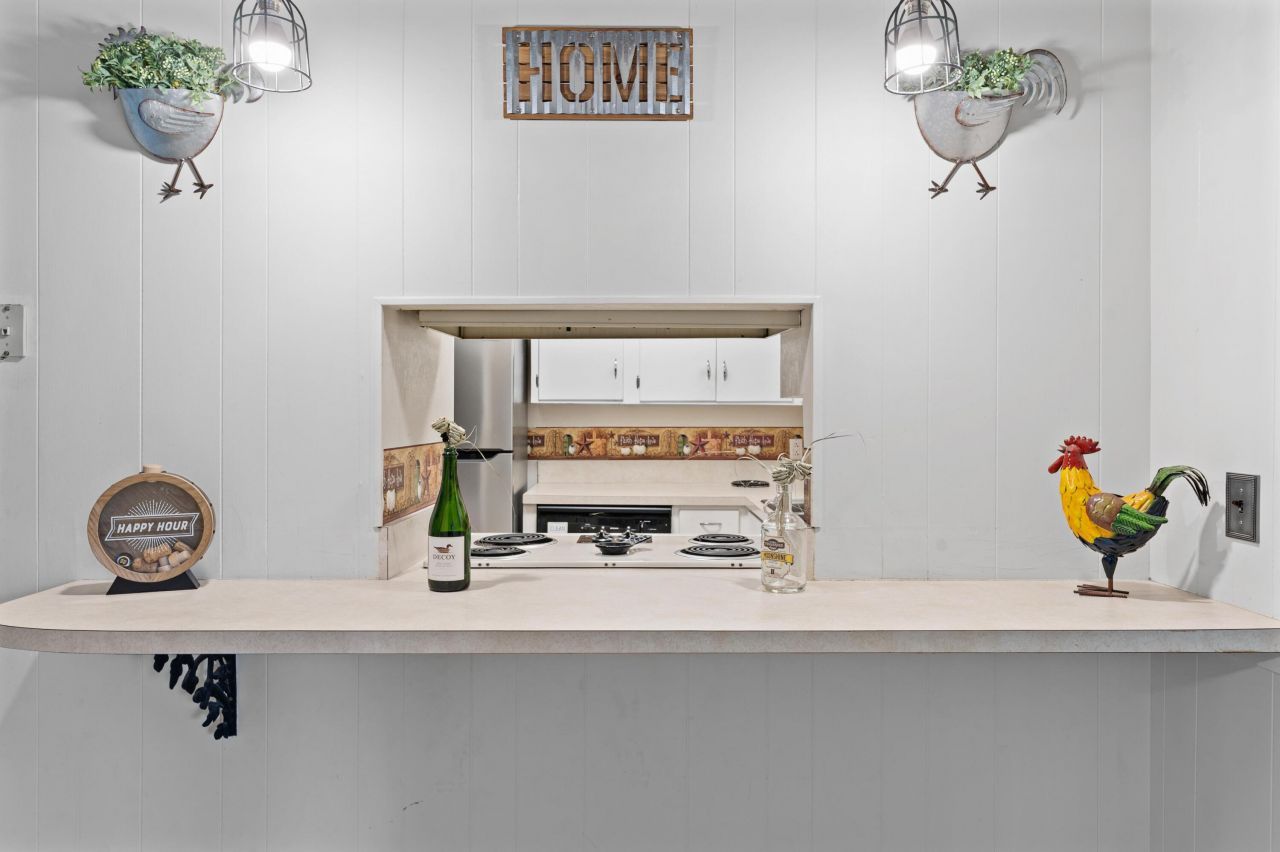 204 Brook Drive Photo 14