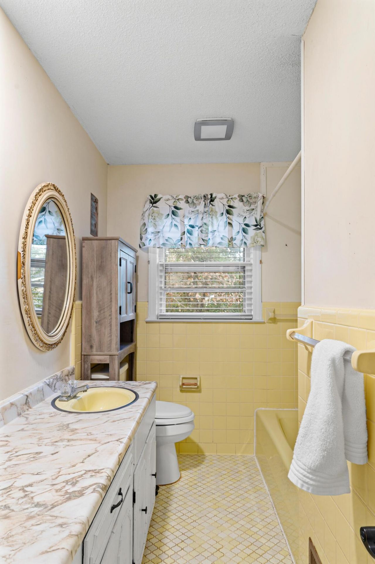 204 Brook Drive Photo 22