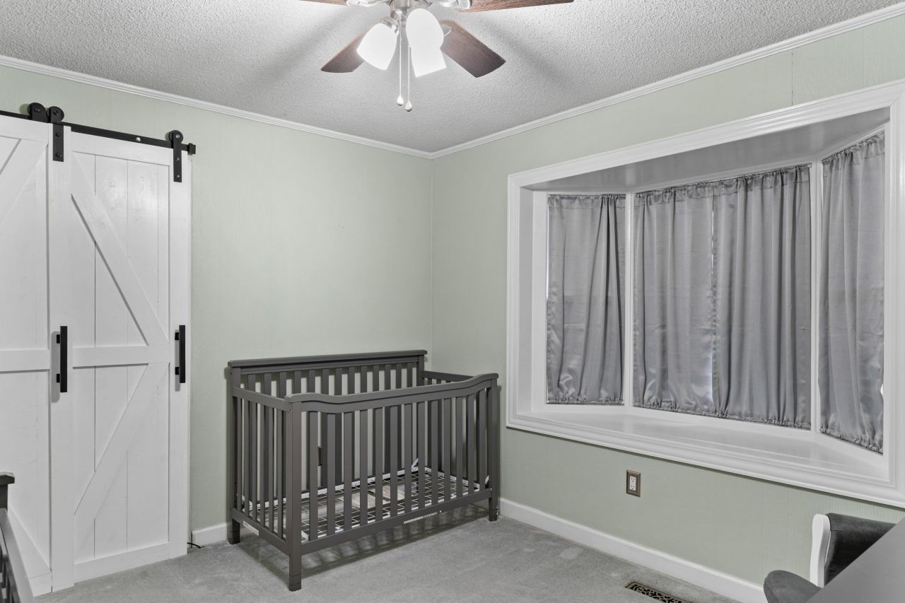 204 Brook Drive Photo 24