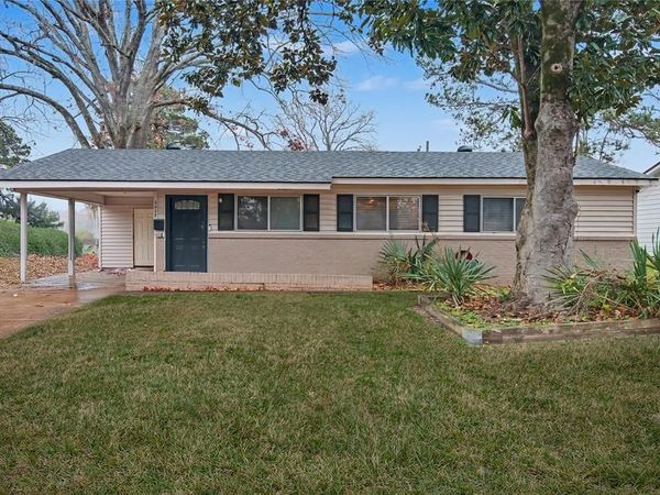 9427 Woodcrest Drive, Shreveport, LA 71118