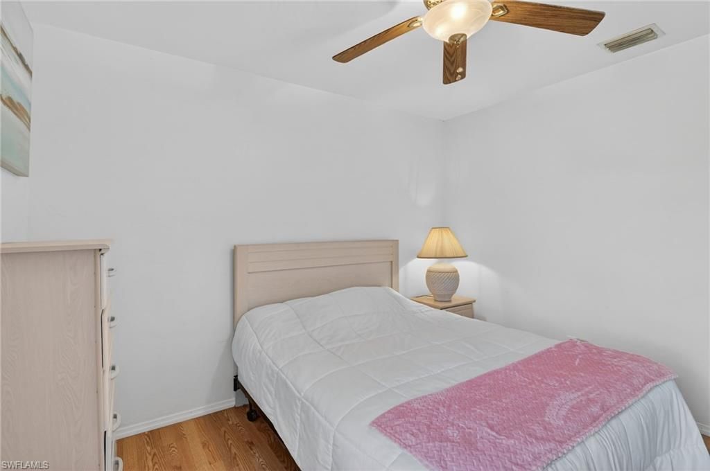 1105 SW 11th Pl, Cape Coral, FL 33991 Photo