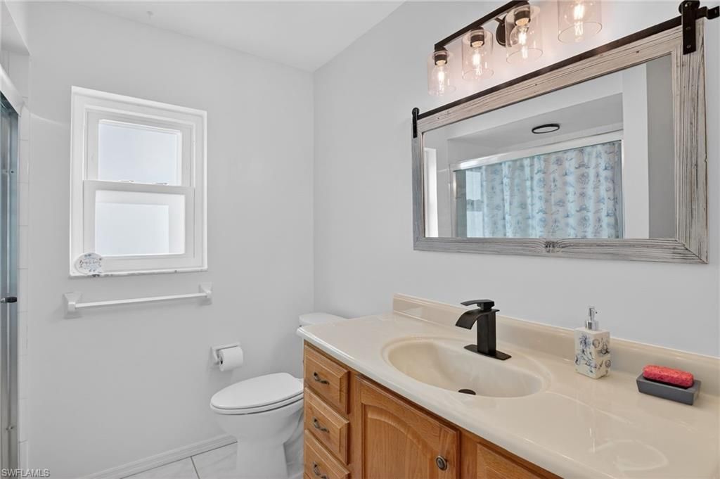 1105 SW 11th Pl, Cape Coral, FL 33991 Photo