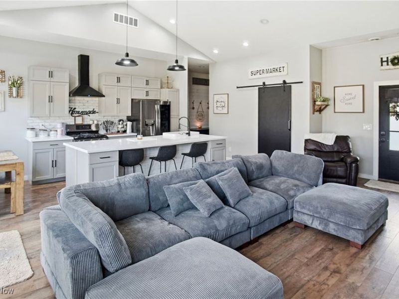 6100 Arnies Drive, Nashport, OH 43830 Photo 14