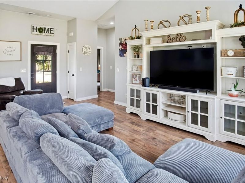 6100 Arnies Drive, Nashport, OH 43830 Photo 16