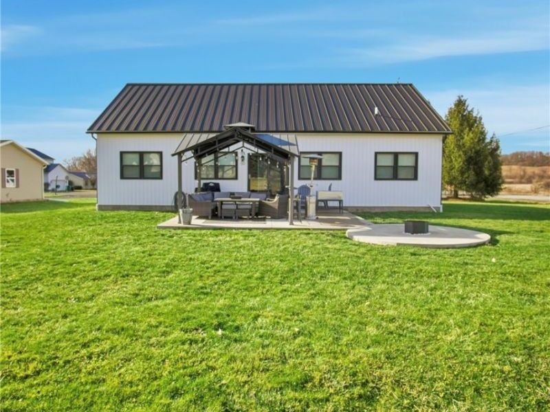 6100 Arnies Drive, Nashport, OH 43830 Photo 6