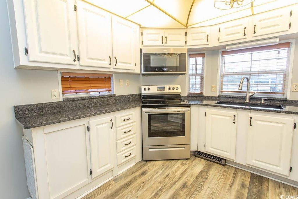 5400 Little River Neck Rd. Photo 12