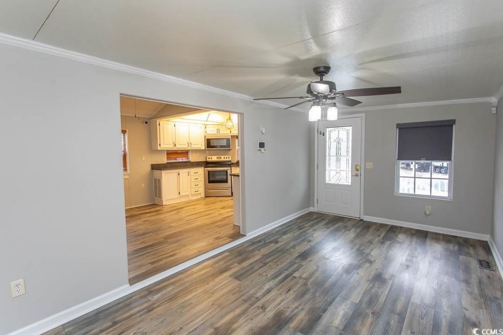 5400 Little River Neck Rd. Photo 6