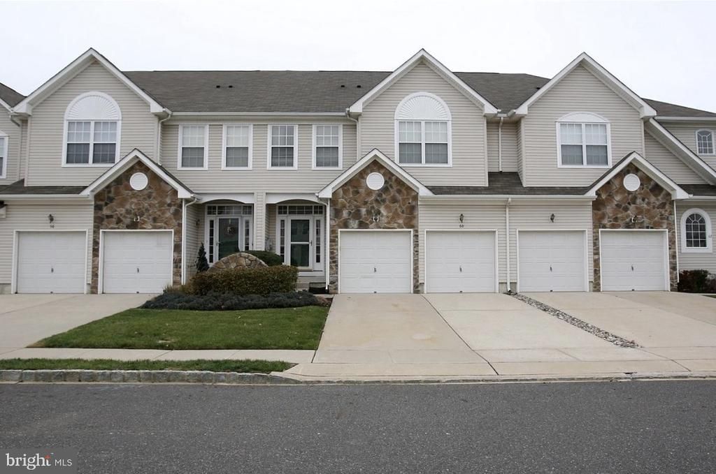 60 Cypress Point, Westampton, NJ 08060 Main Photo