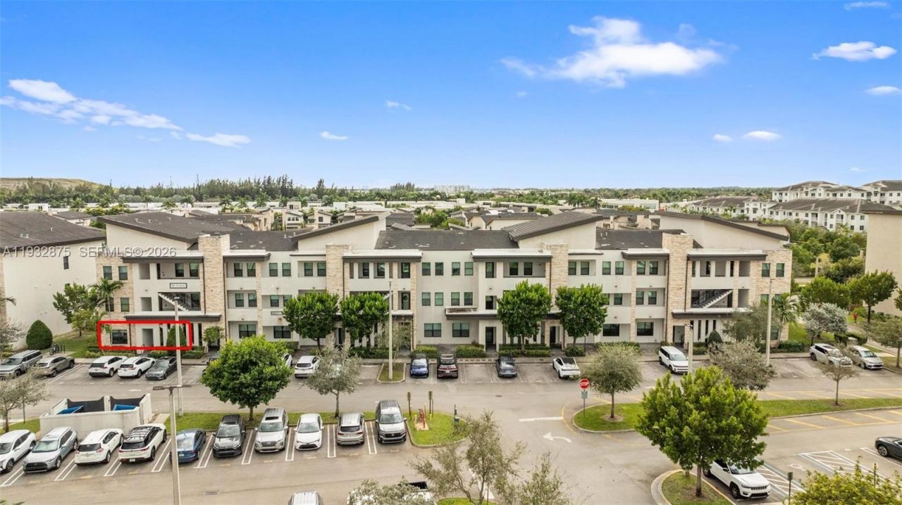 7809 NW 104th Ave, Unit 1, Doral, FL 33178 Photo