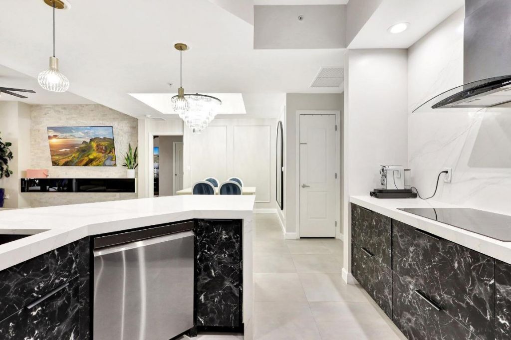 801 S Olive Avenue, Unit 1018, West Palm Beach, FL 33401 Photo