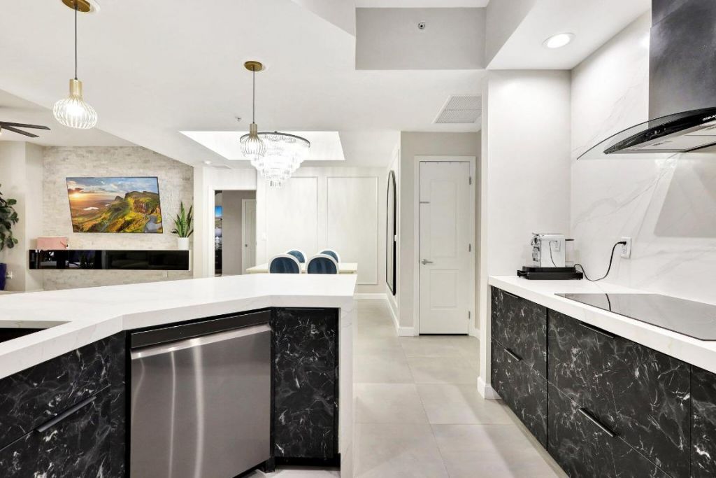 801 S Olive Avenue, Unit 1018, West Palm Beach, FL 33401 Photo