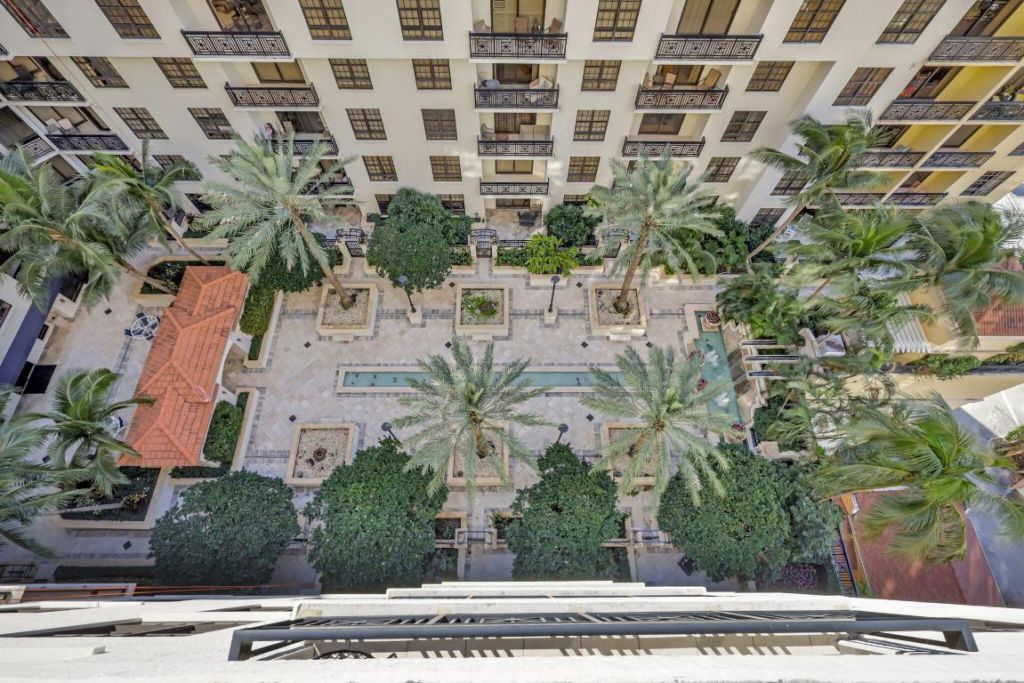 801 S Olive Avenue, Unit 1018, West Palm Beach, FL 33401 Photo